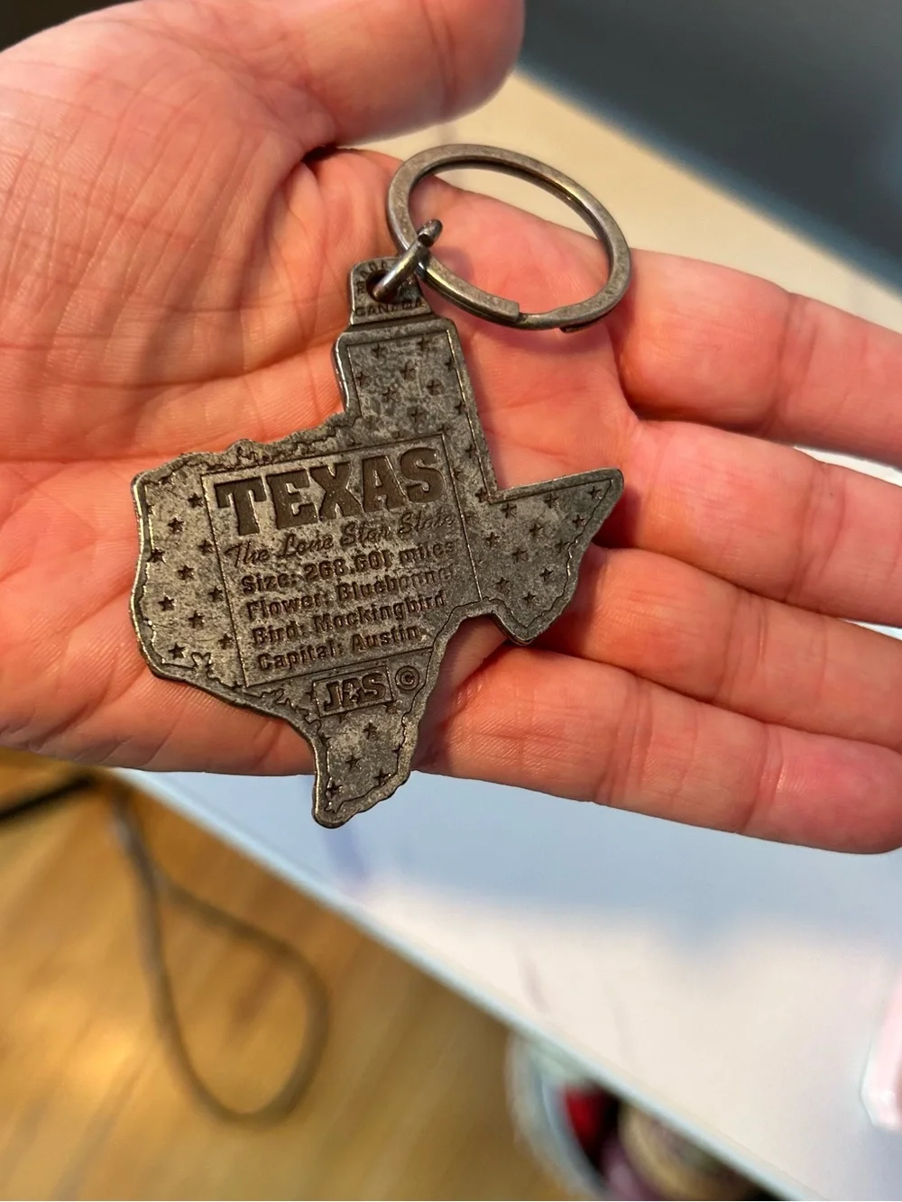 Texas shaped metal